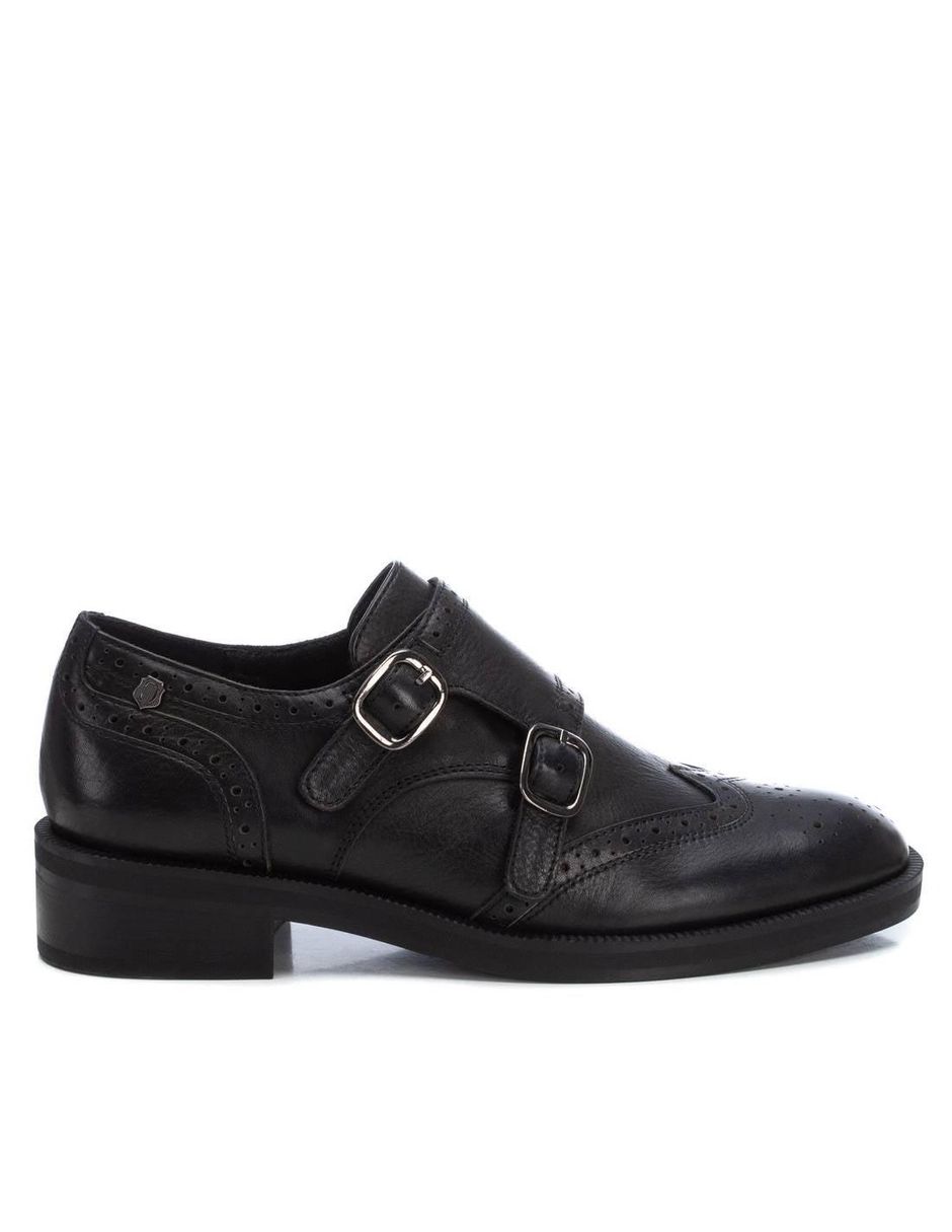 Zapato de piel para mujer