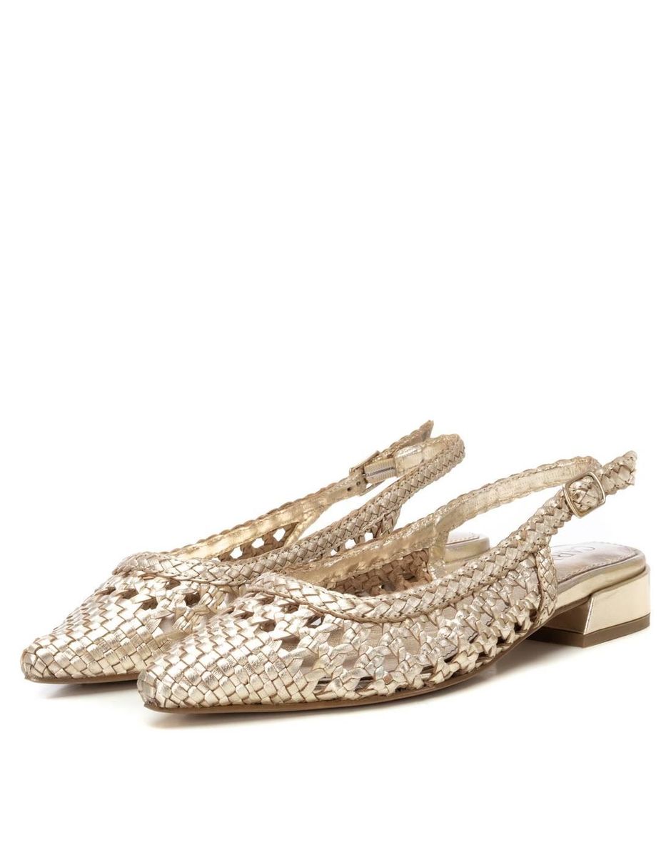 Zapato de piel para mujer