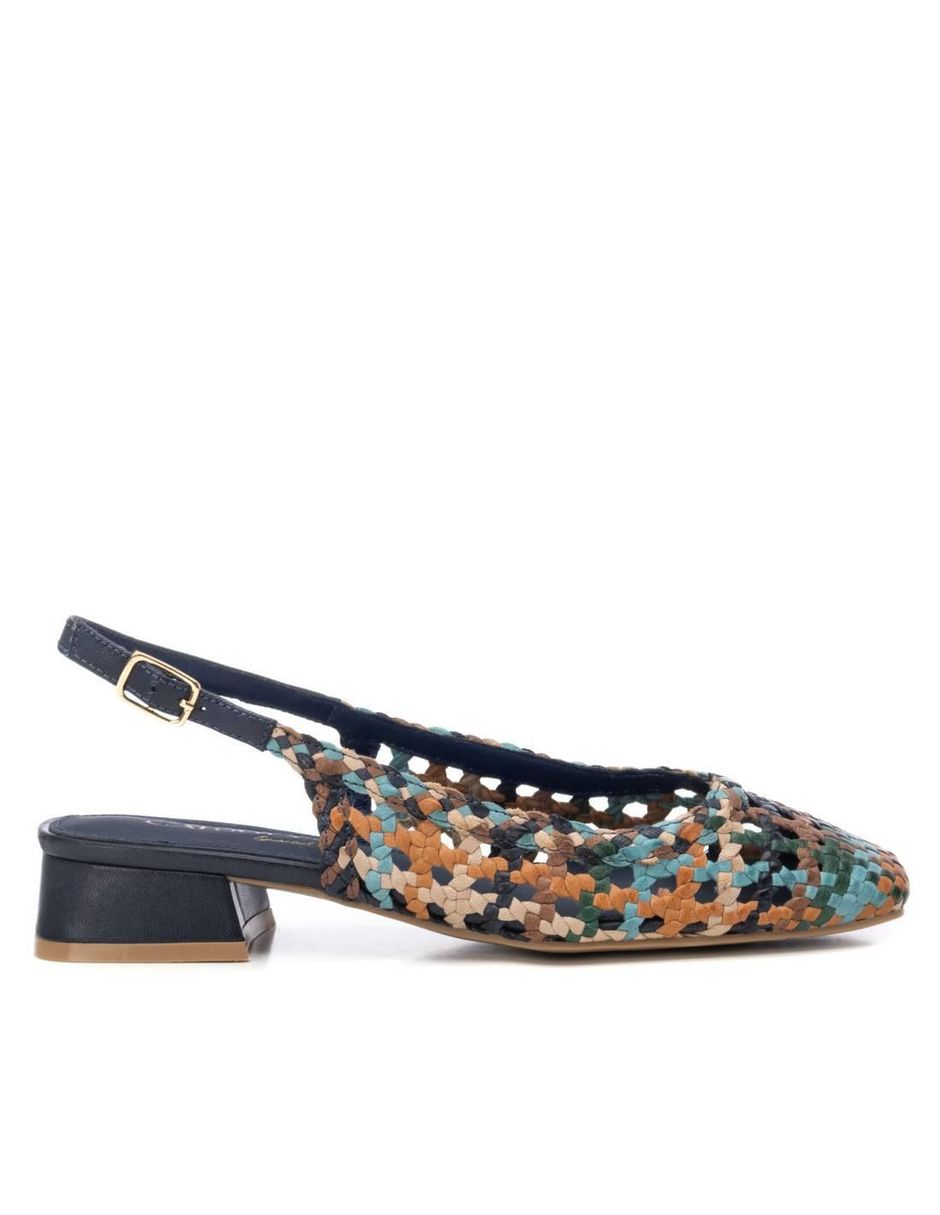 Zapato de piel para mujer