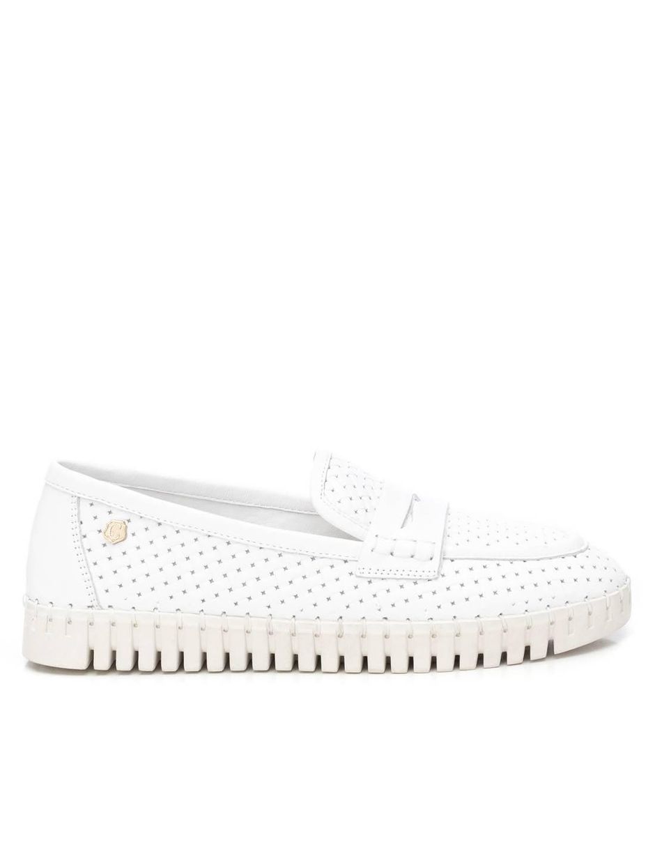 Zapato de piel para mujer