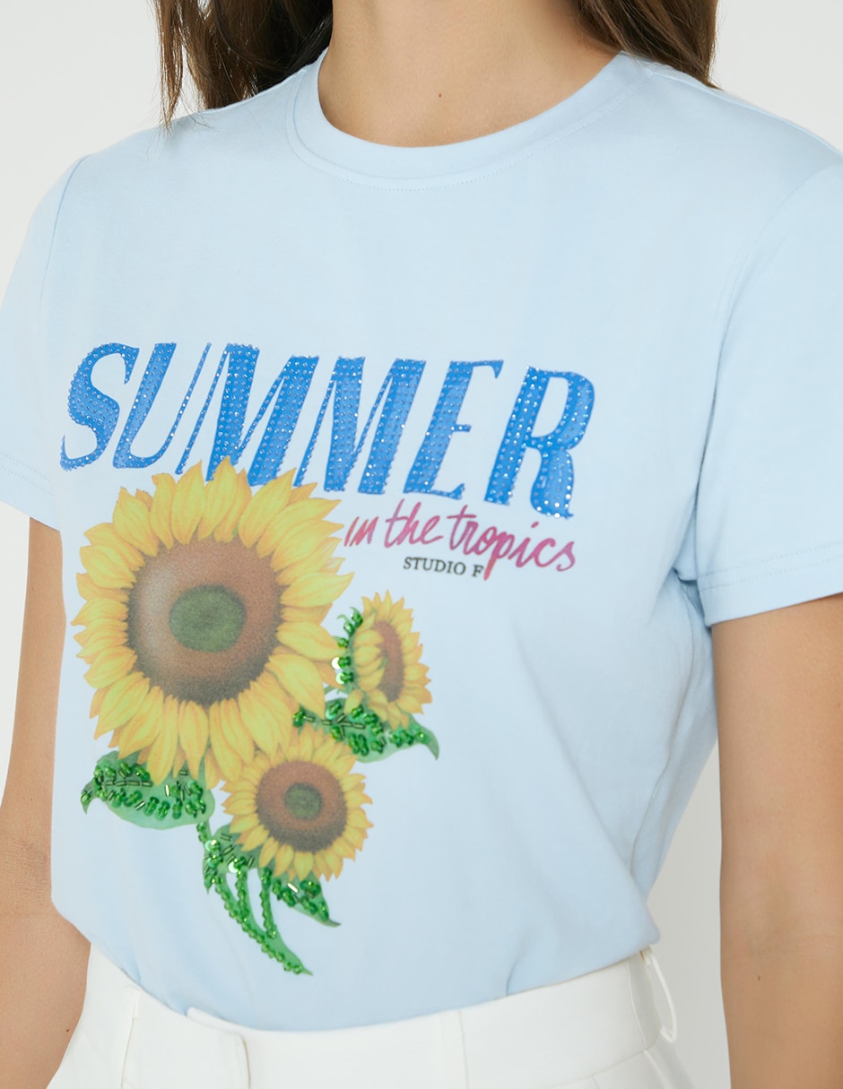 Playera manga corta Studio F Flores cuello redondo para mujer