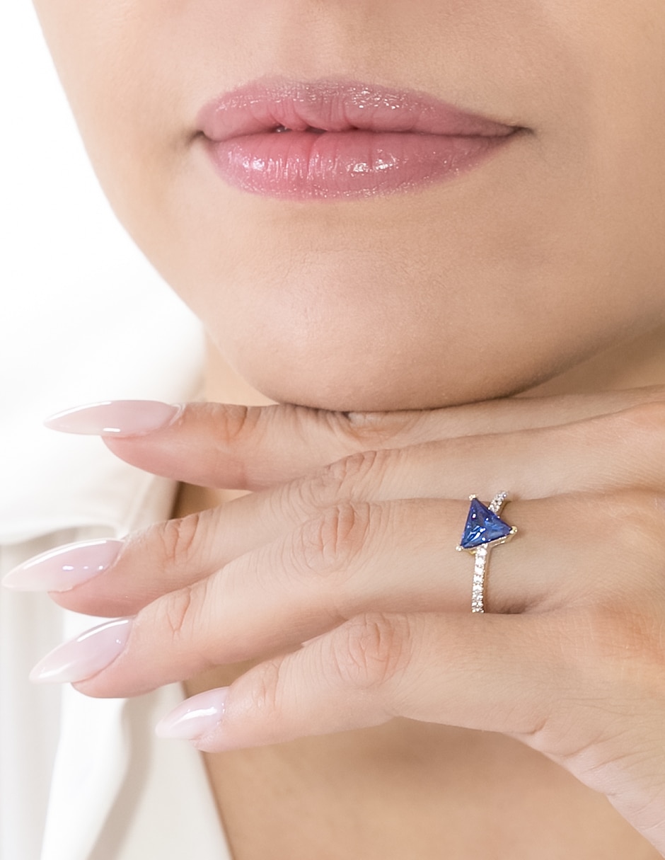 Anillo de compromiso de oro 10 k sin familia zirconia 2
