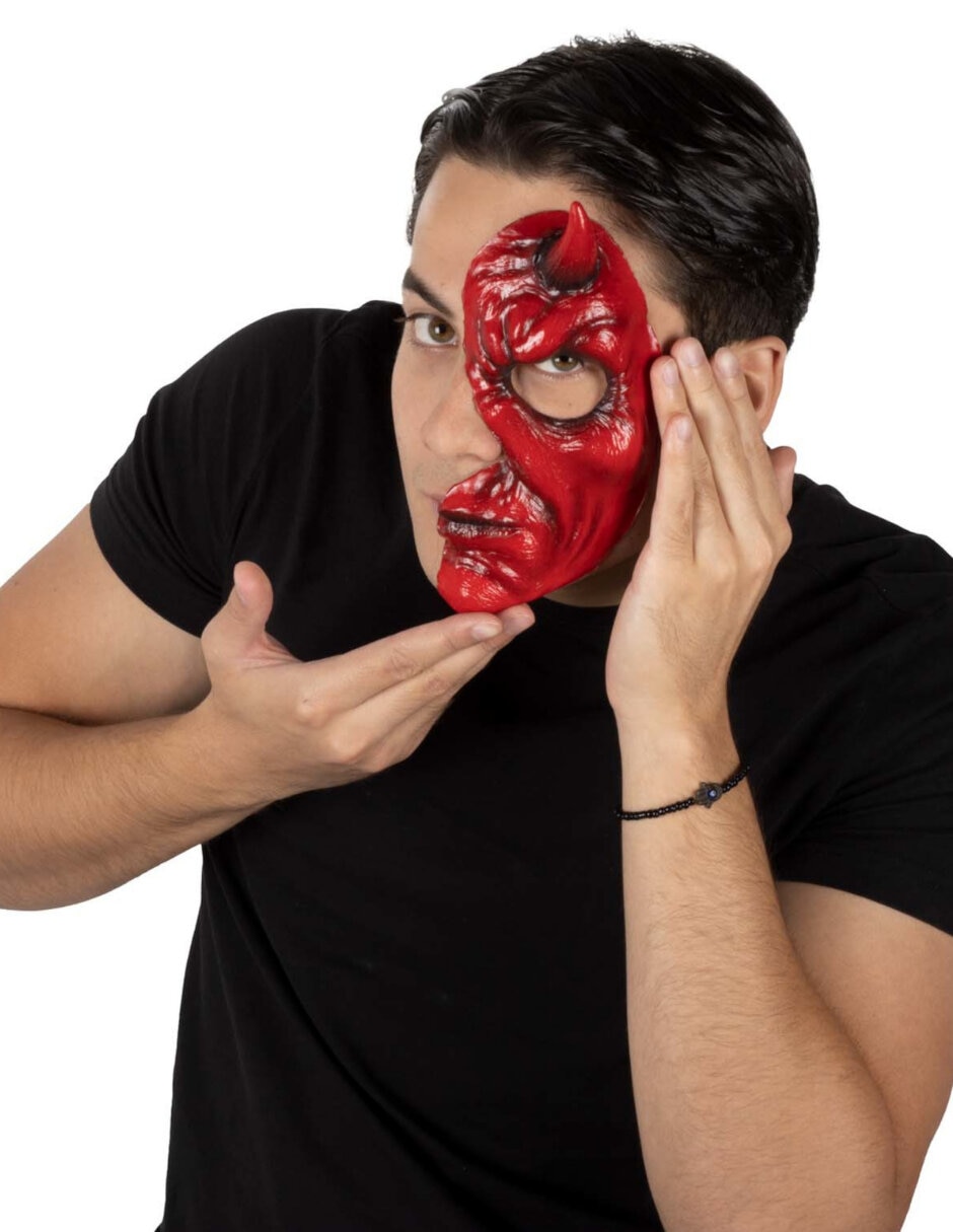 Maquillaje para disfraz de media máscara efecto especial diablo