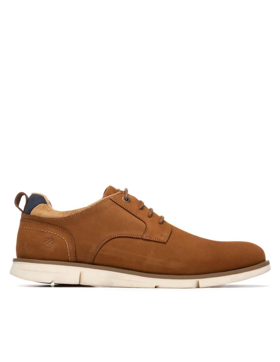 Zapato cerrado para hombre