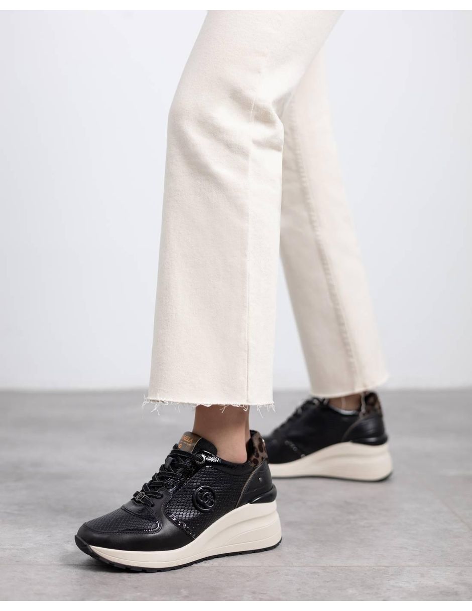 Tenis Carmela para mujer