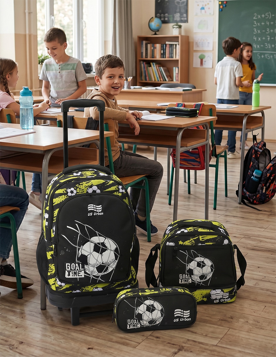 Set mochila escolar fútbol para niño 6