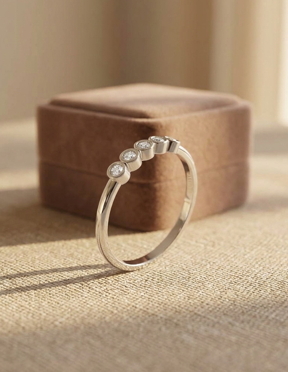 Anillo de compromiso de oro 9 k zirconia cúbica 4
