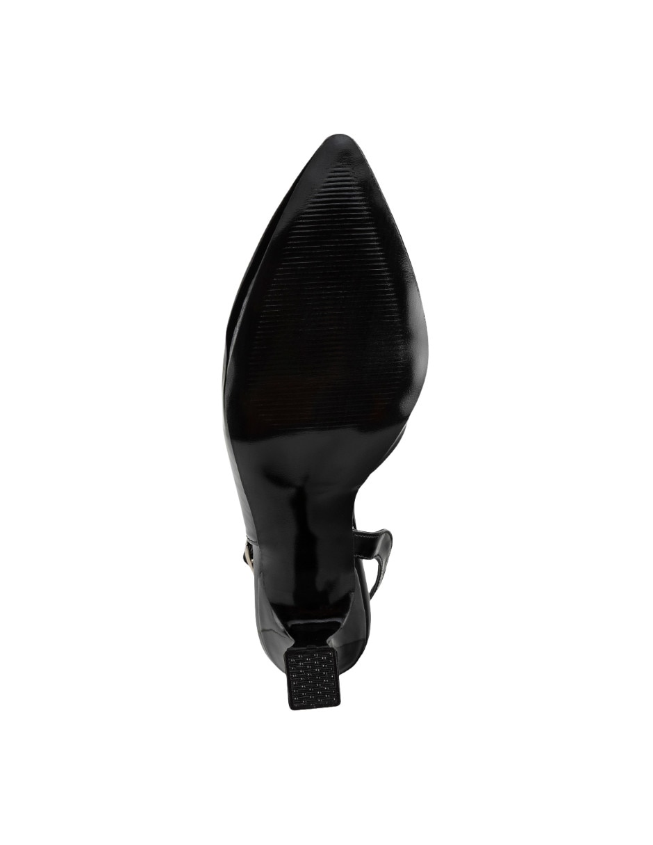 Zapatilla charol 6