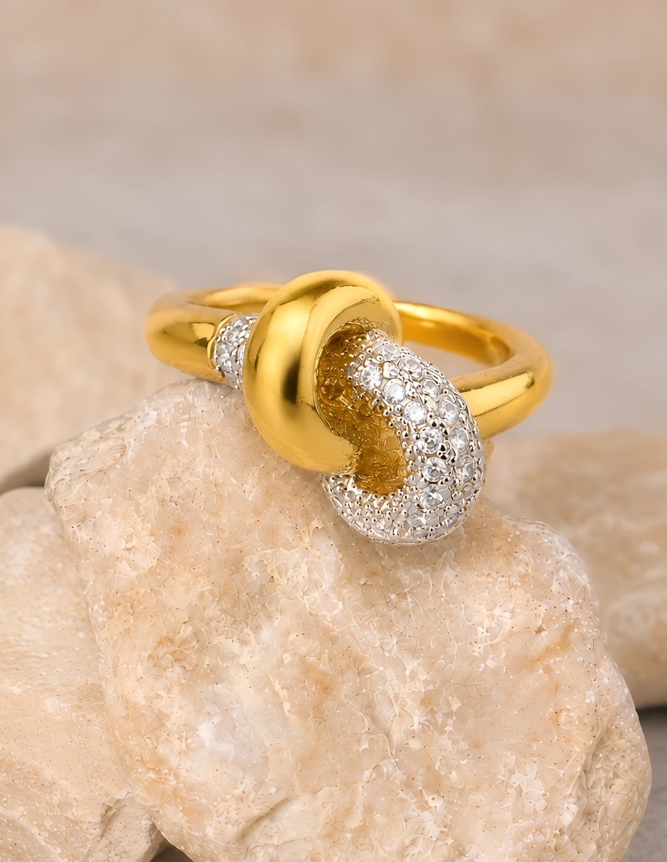 Anillo doré de zirconia baño de oro 3