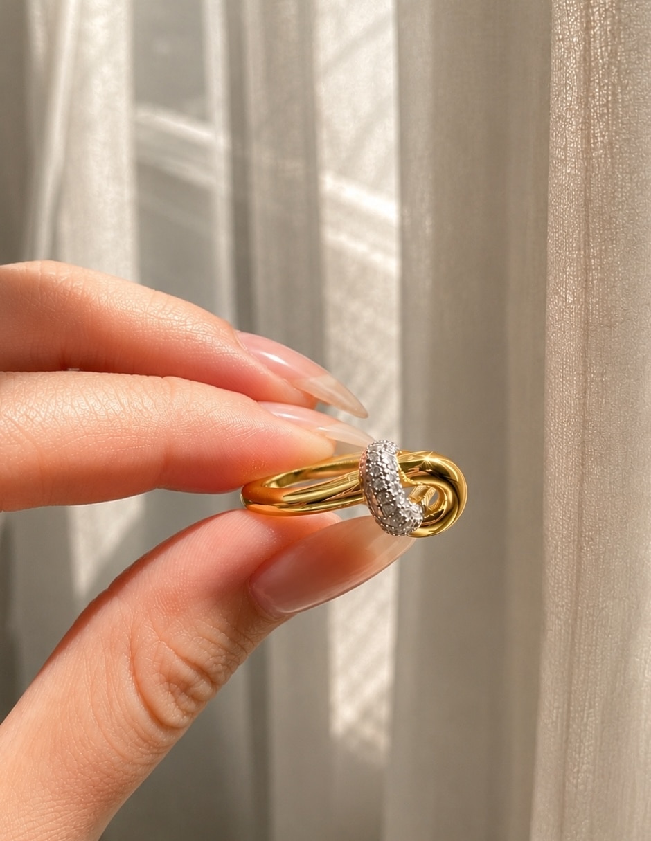 Anillo doré de zirconia baño de oro 6
