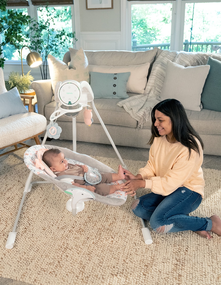 Silla mecedora Ingenuity Inlighten Soothing Swing
