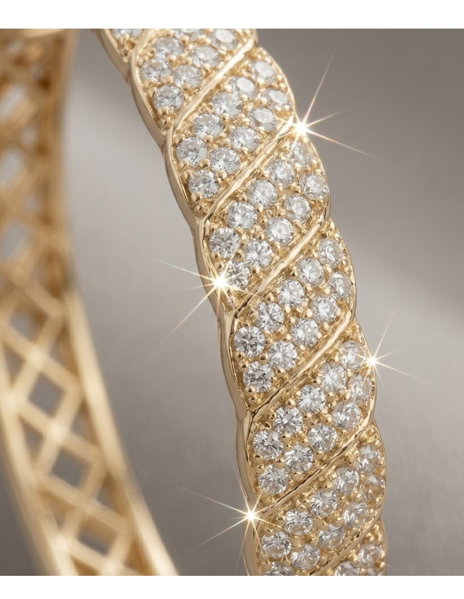 Arracadas de oro laminado 14 K con acabado brillante zirconia cúbica 4