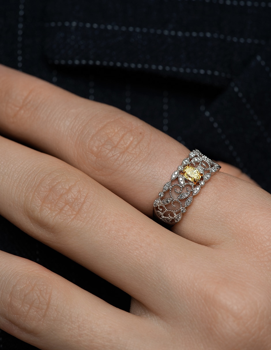 Anillo Gladkova 14 k de oro blanco pavé 4