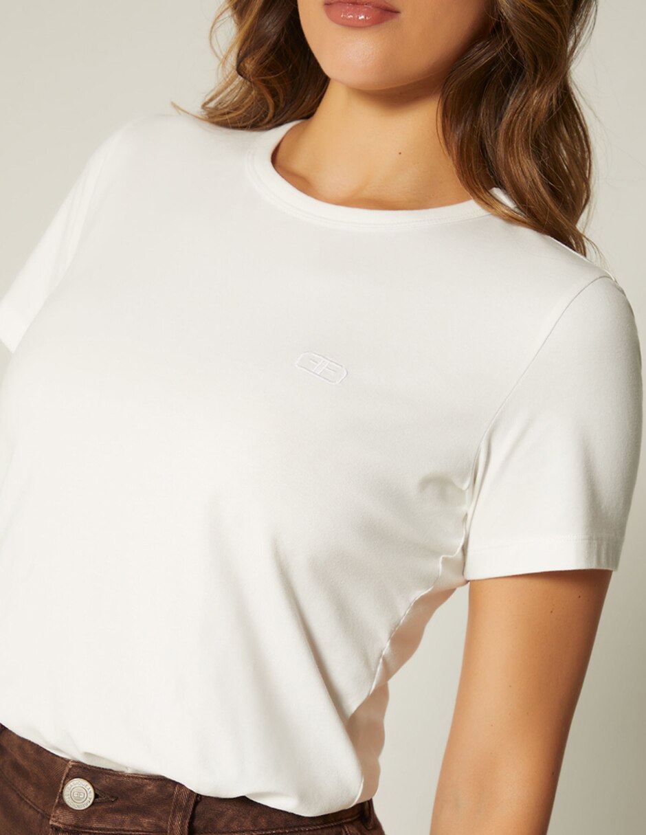 Playera manga corta cuello redondo para mujer 5