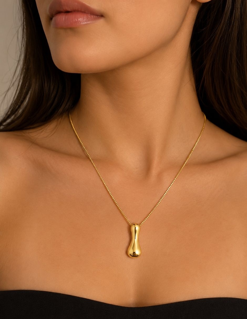 Collar con dije de letra I Burbuja 6