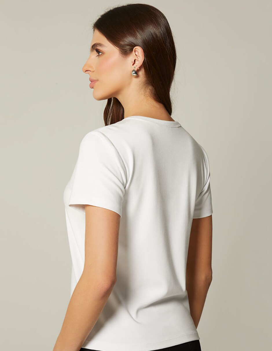 Playera manga corta cuello redondo para mujer 5