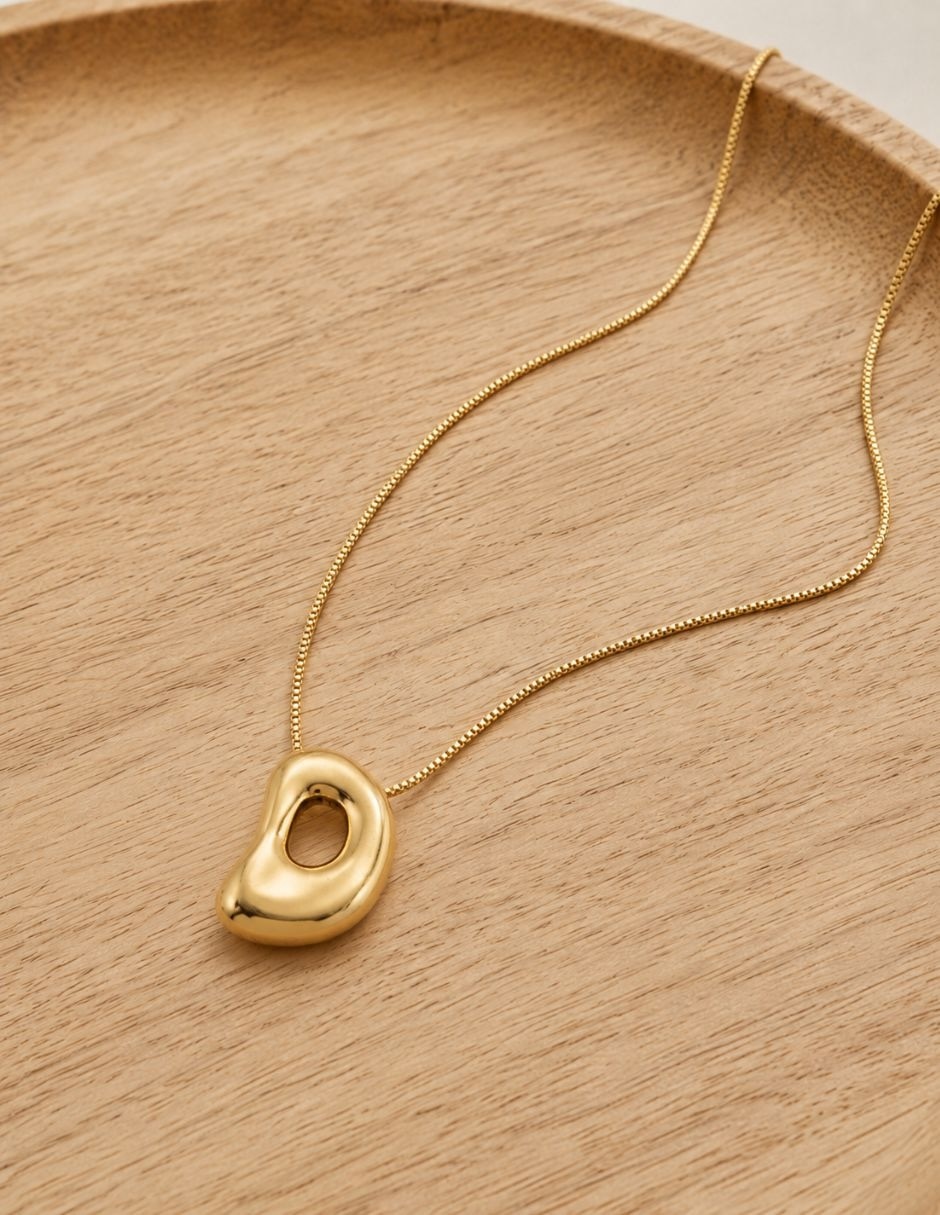Collar con dije de letra d burbuja 5