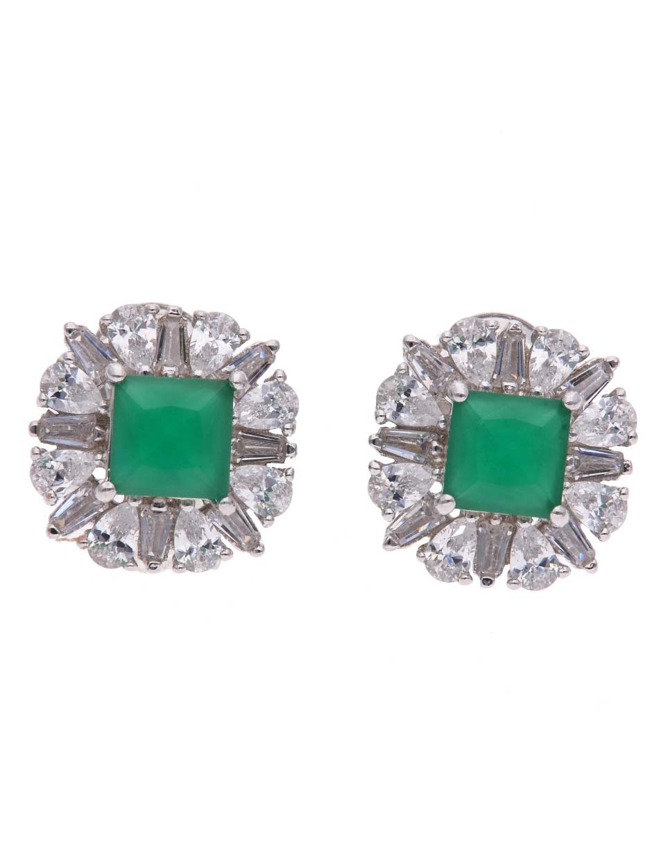 Aretes cortos de plata P 925 con acabado brillante Aretes cortos de plata P 925 con acabado brillante