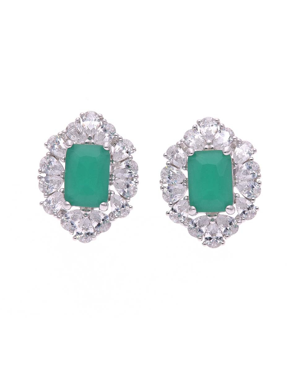 Aretes cortos de plata P 925 con acabado brillante