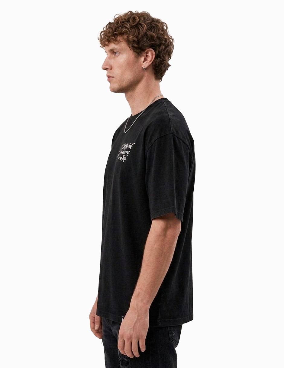 Playera statement cuello redondo para hombre 3