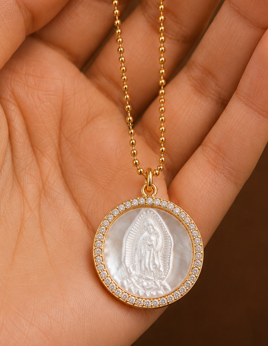 Collar con dije de Virgen Guadalupe 4