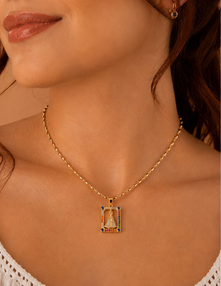 Collar con dije de Virgen Milagrosa 2