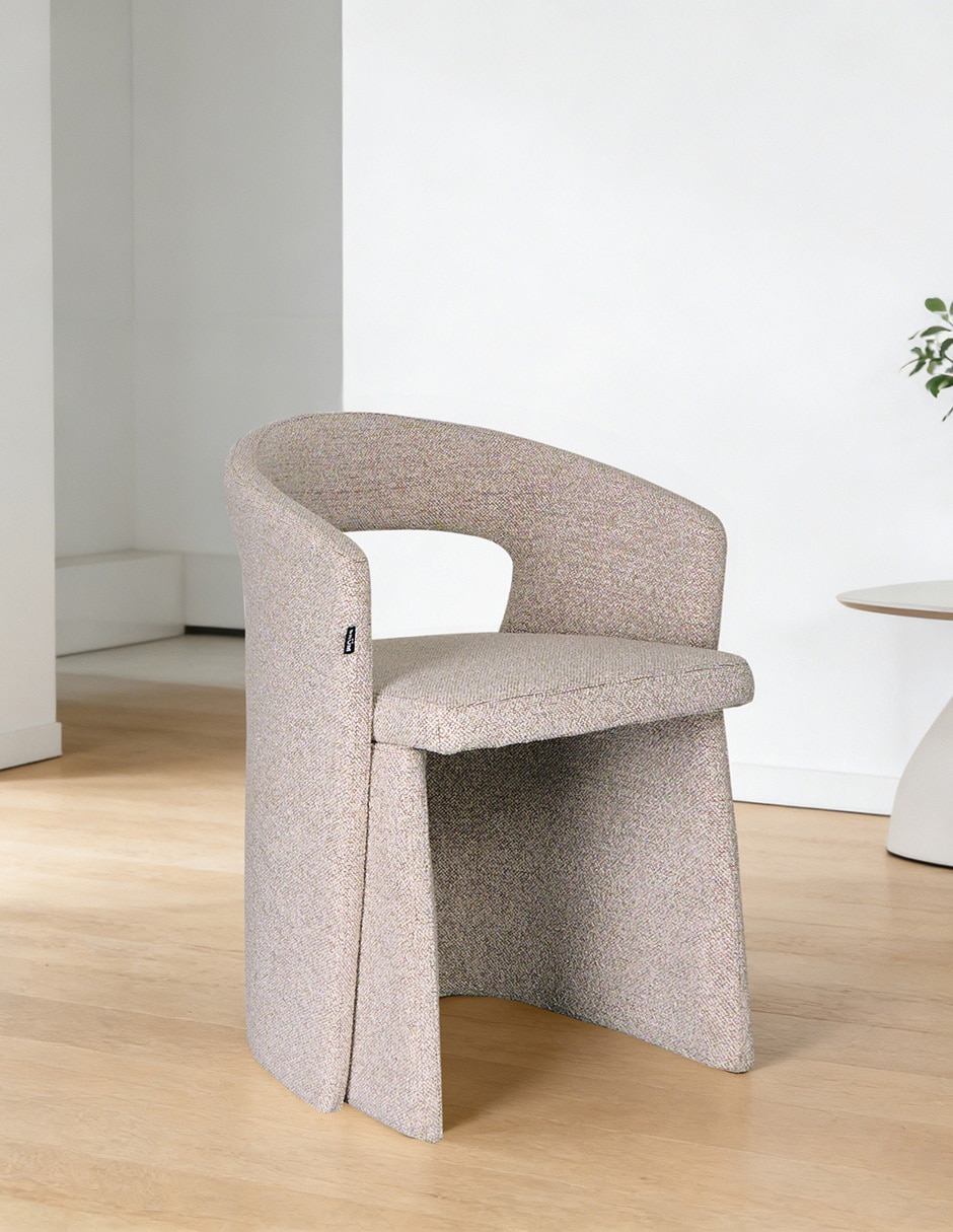 Silla con brazos Brum