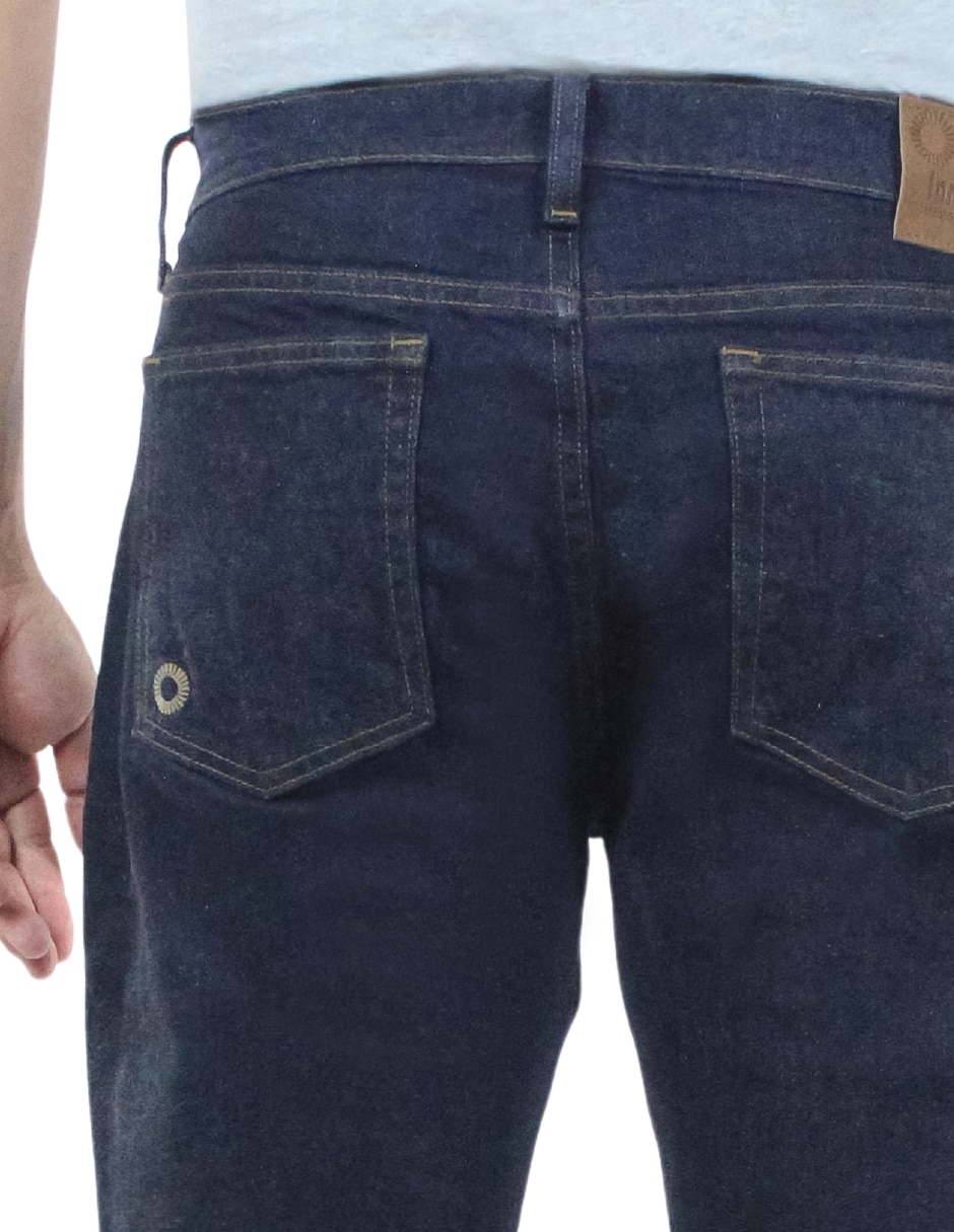 Jeans relajado lavado obscuro para hombre 6