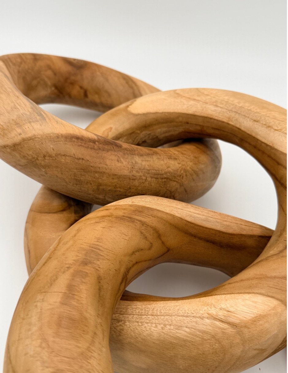 Escultura de Xanu de madera teca