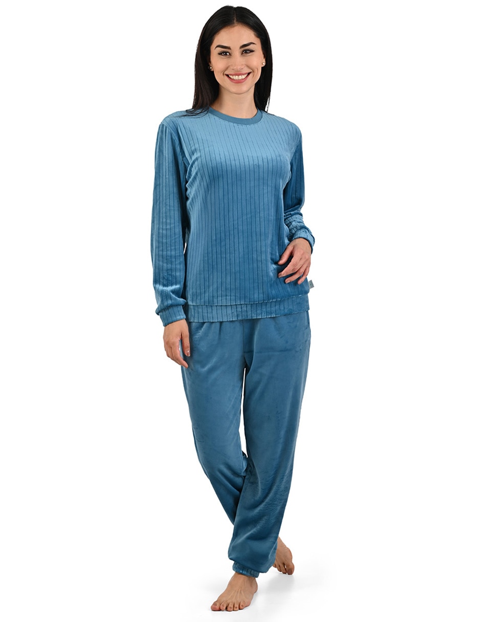 Conjunto pijama para mujer Conjunto pijama para mujer