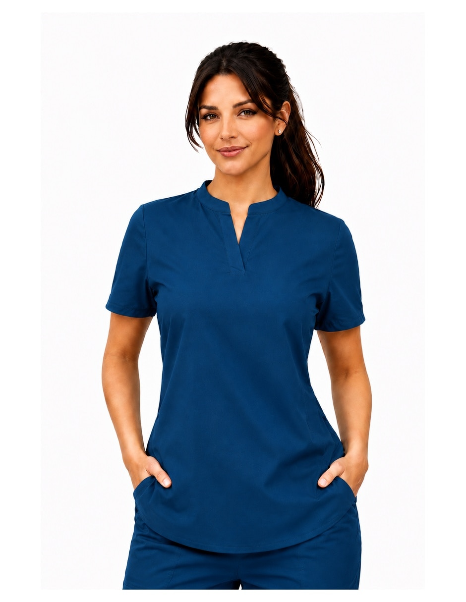 Pijama quirúrgica estilo relajado para mujer 3