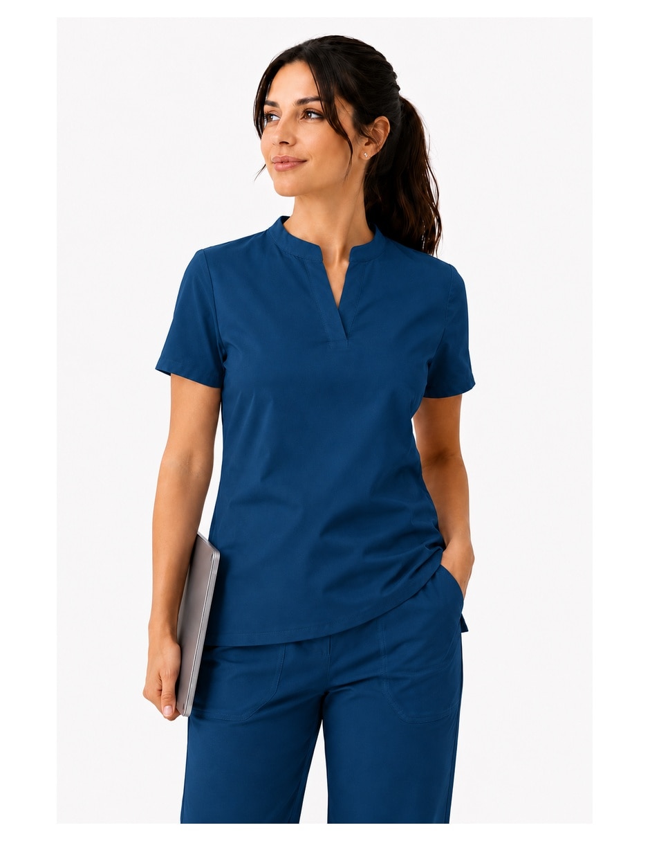 Pijama quirúrgica estilo relajado para mujer 7