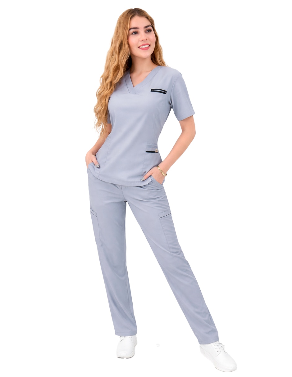 Pijama quirúrgica estilo relajado para mujer 2