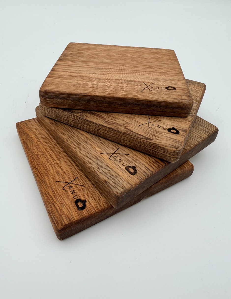 Set de portavasos Xanu de madera 4 piezas
