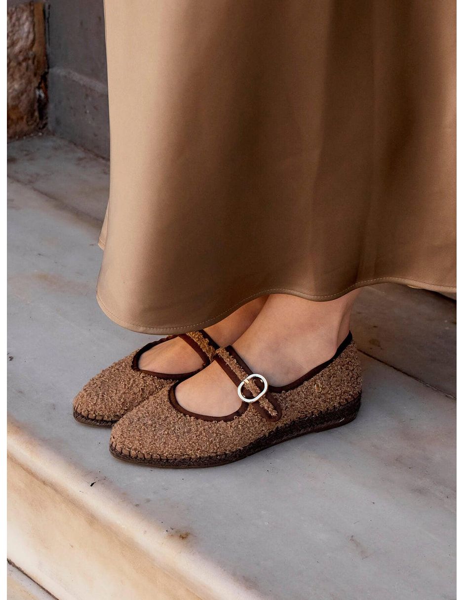 Beige 4