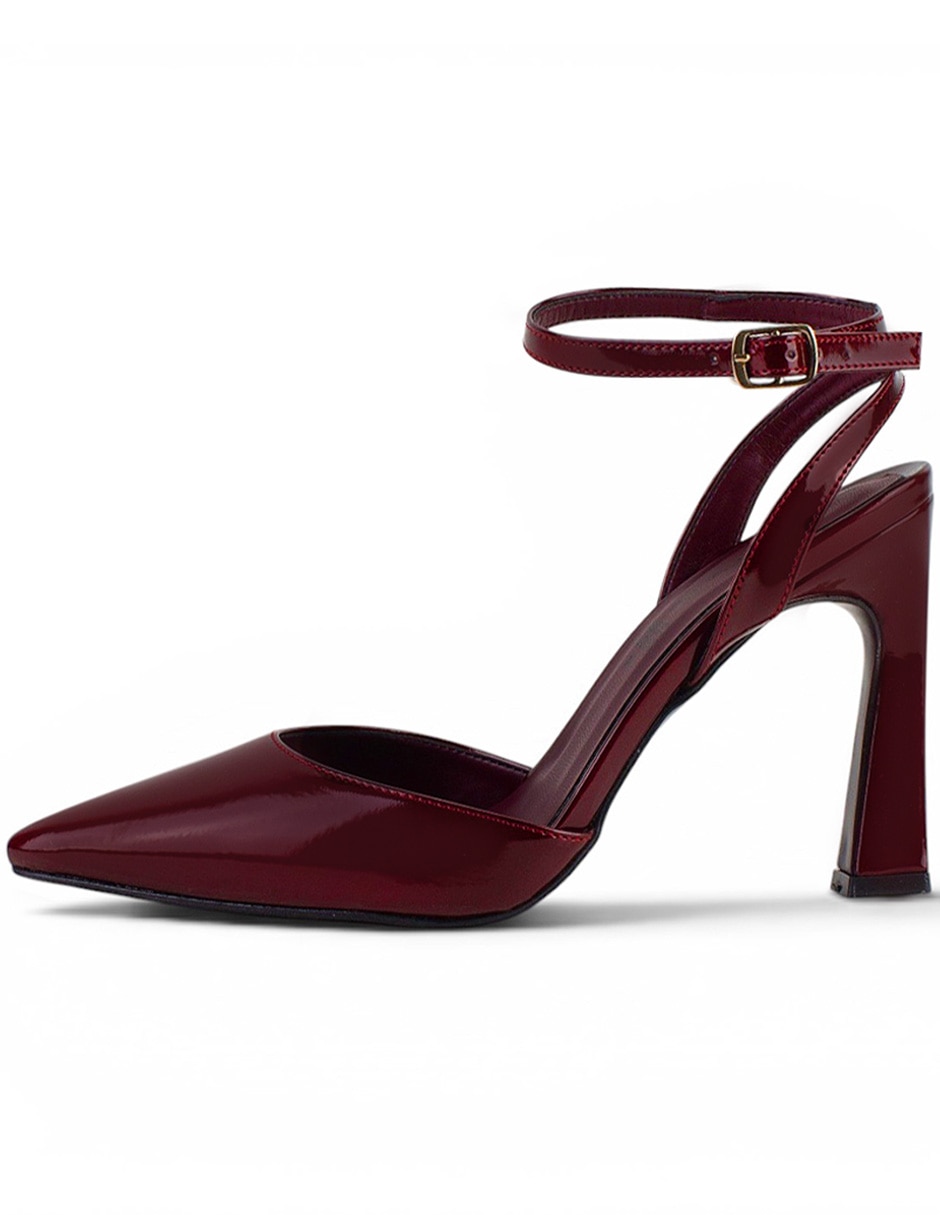 Zapatilla charol gabriela's