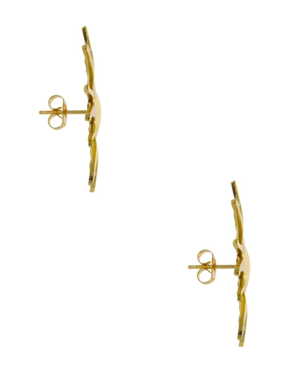 Aretes cortos Nuvi con acabado brillante