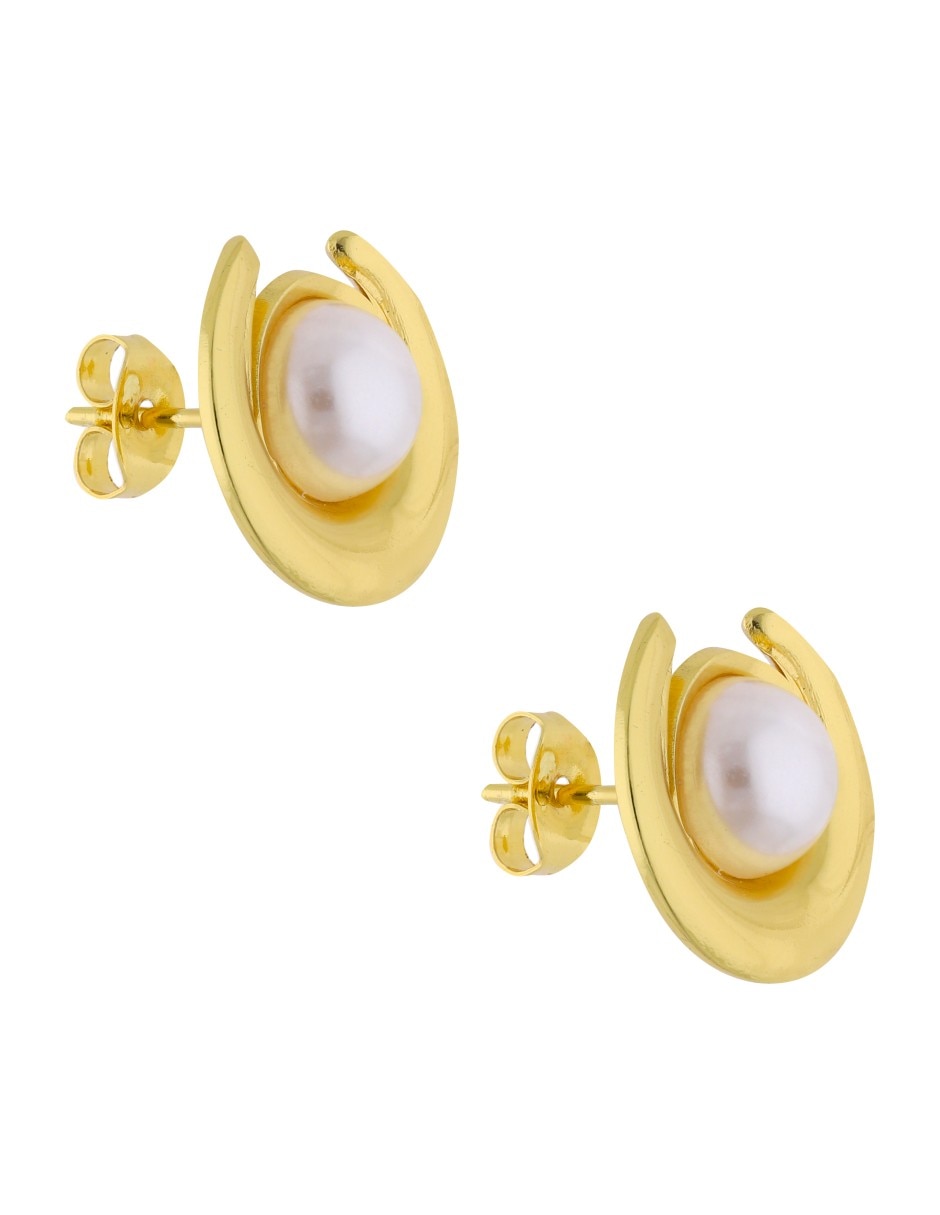 Aretes cortos con acabado brillante 3