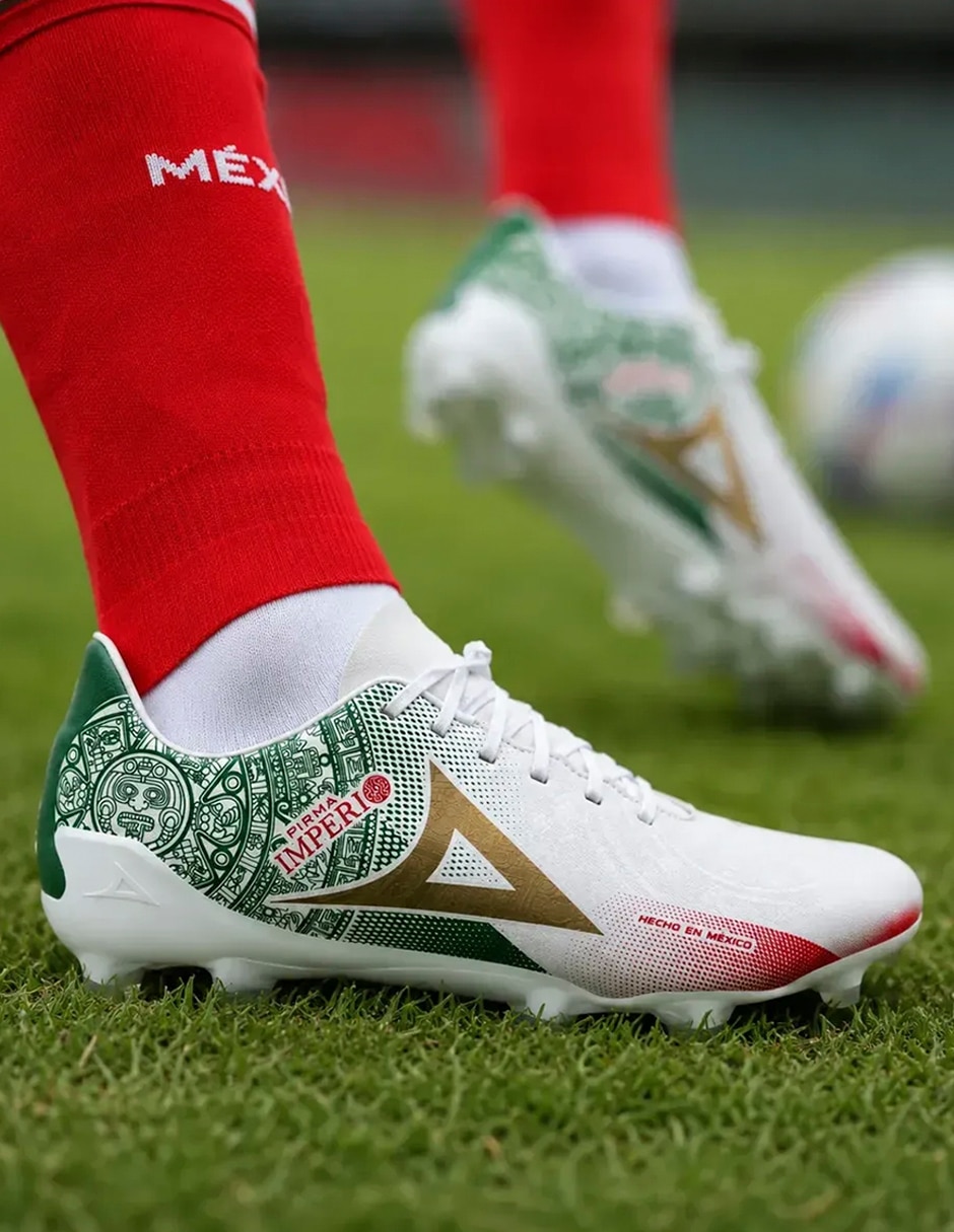 Tenis de hombre para fútbol 9