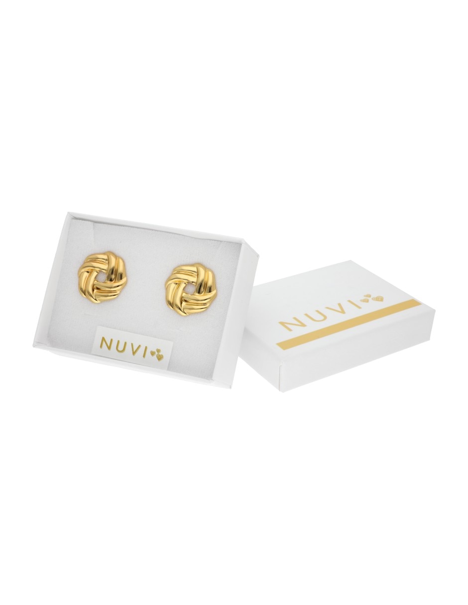 Aretes cortos con acabado brillante 4