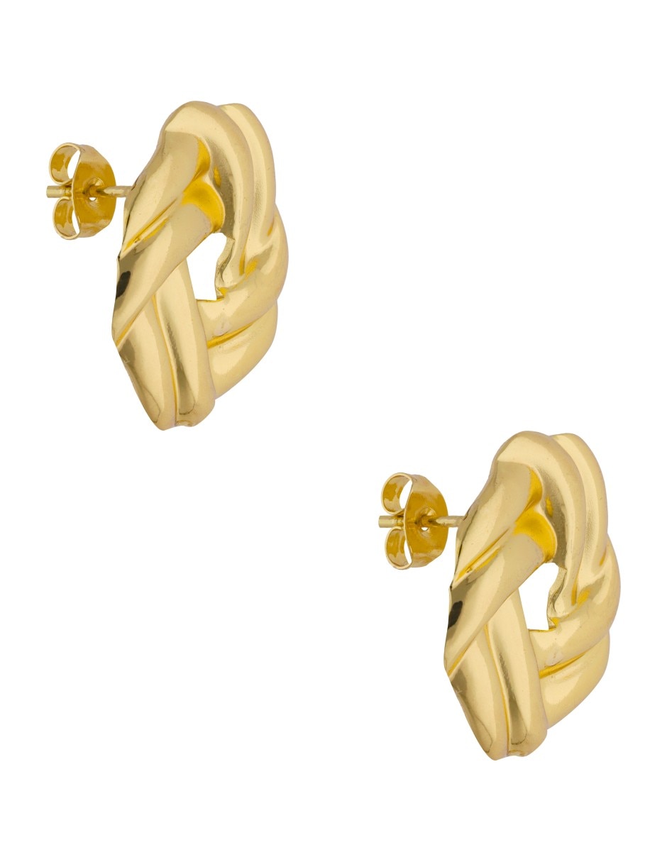 Aretes cortos con acabado brillante 5