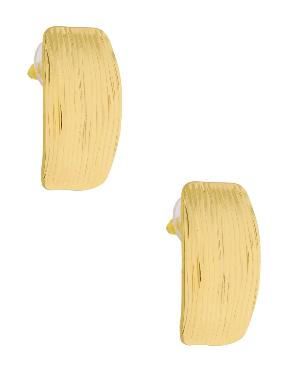 Aretes cortos rectangular con acabado brillante 2