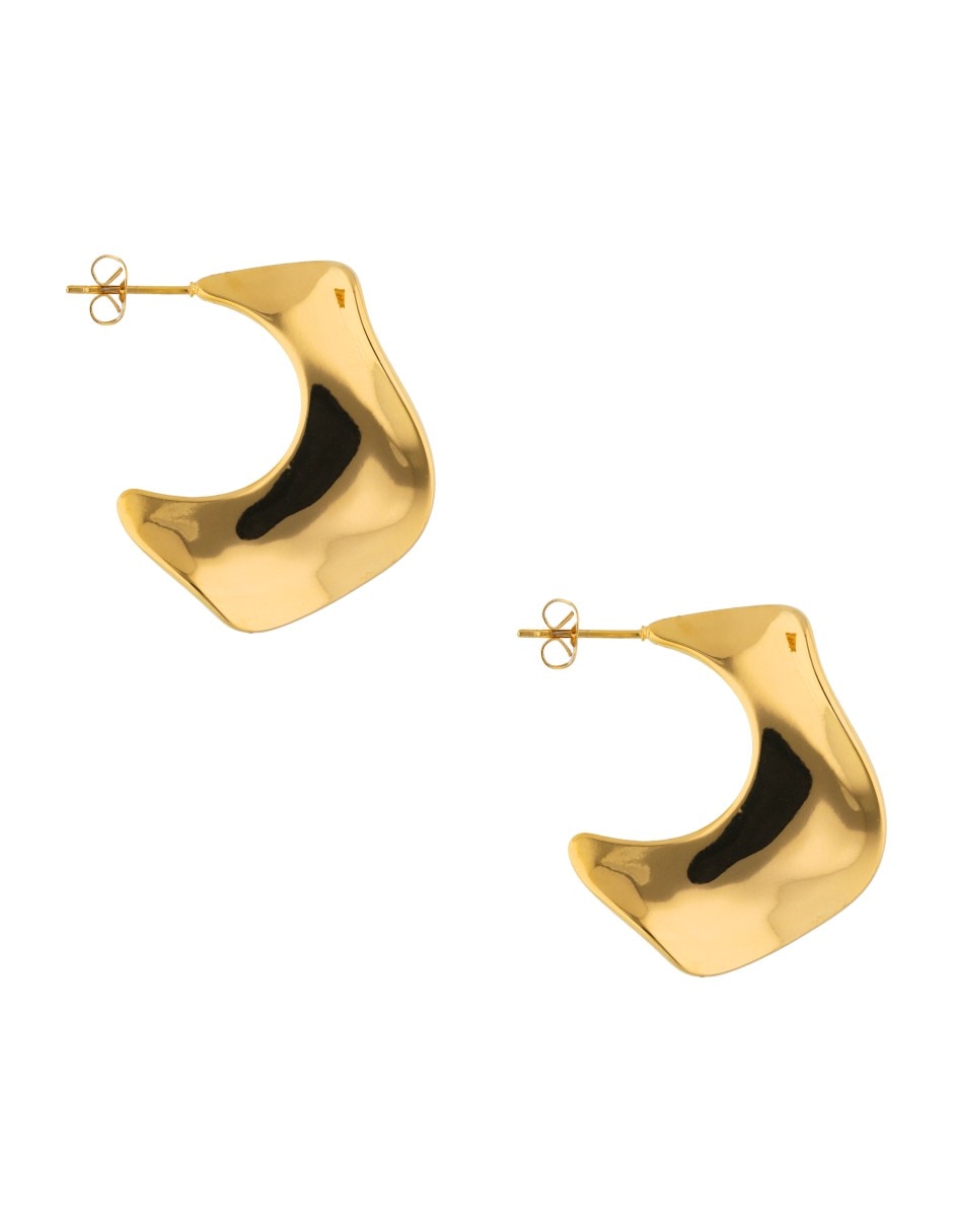 Aretes largos con acabado brillante Aretes largos con acabado brillante
