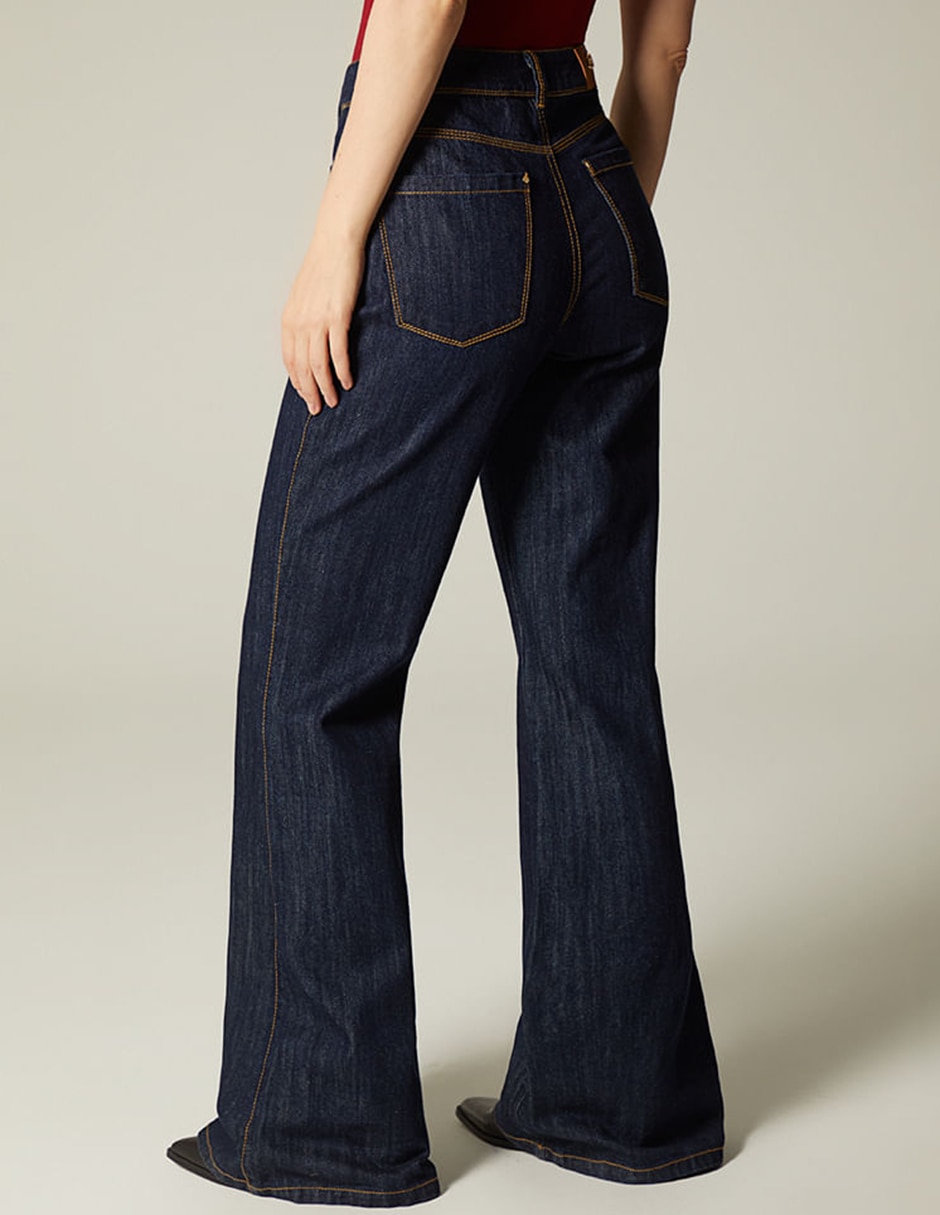 Jeans acampanado para mujer 3
