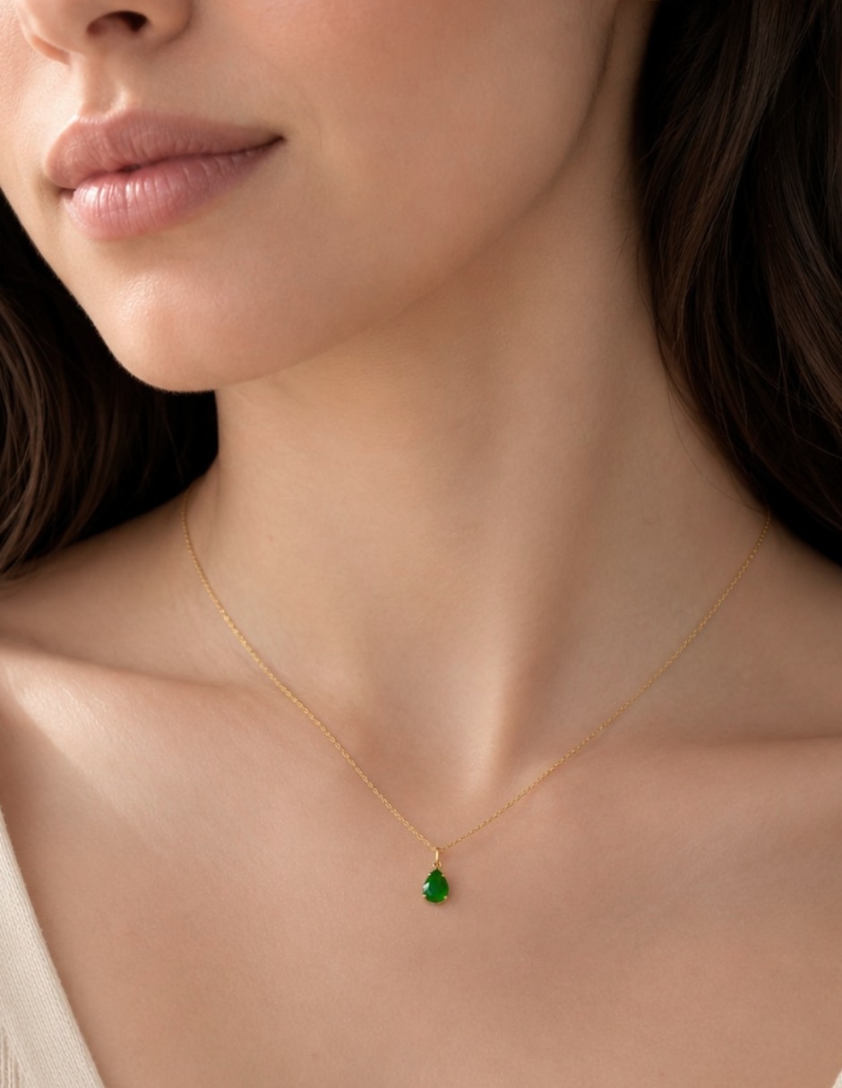 Collar con dije de gota de oro 10 K 4