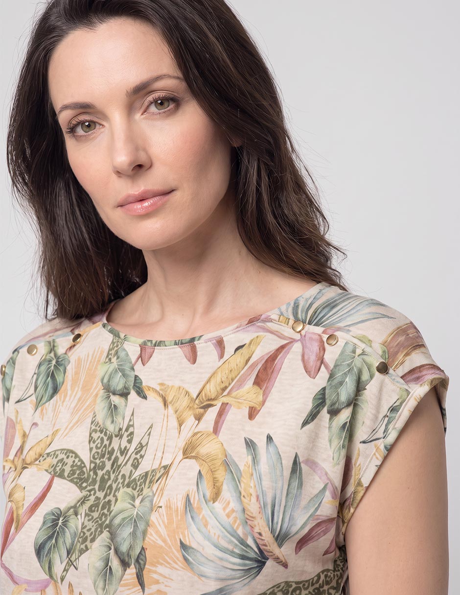 Blusa manga corta cuello redondo para mujer 4