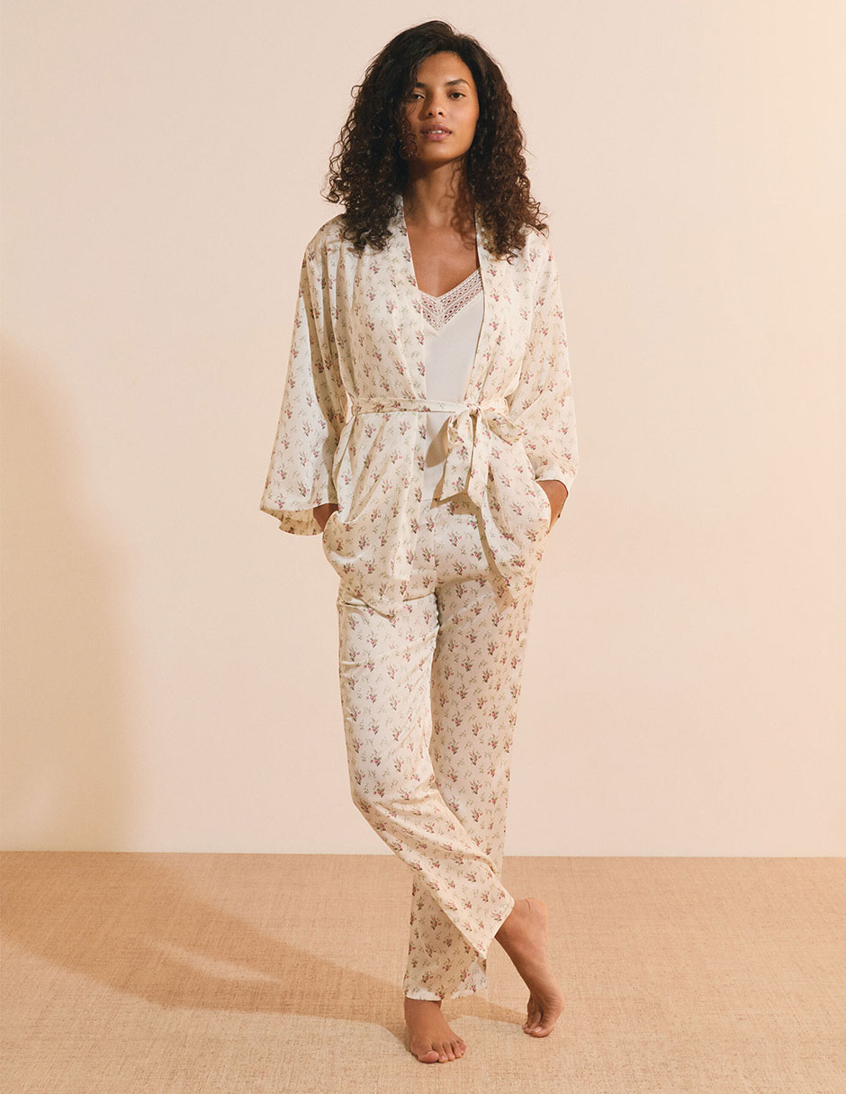 Conjunto pijama para mujer Conjunto pijama para mujer