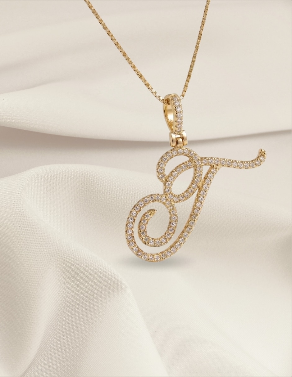 Collar con dije de letras de oro laminado 14 k 2