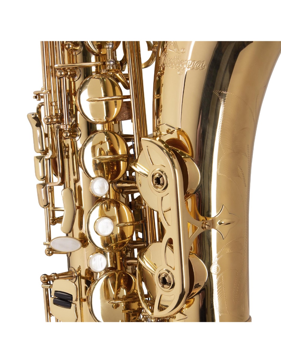 Saxofón tenor 3