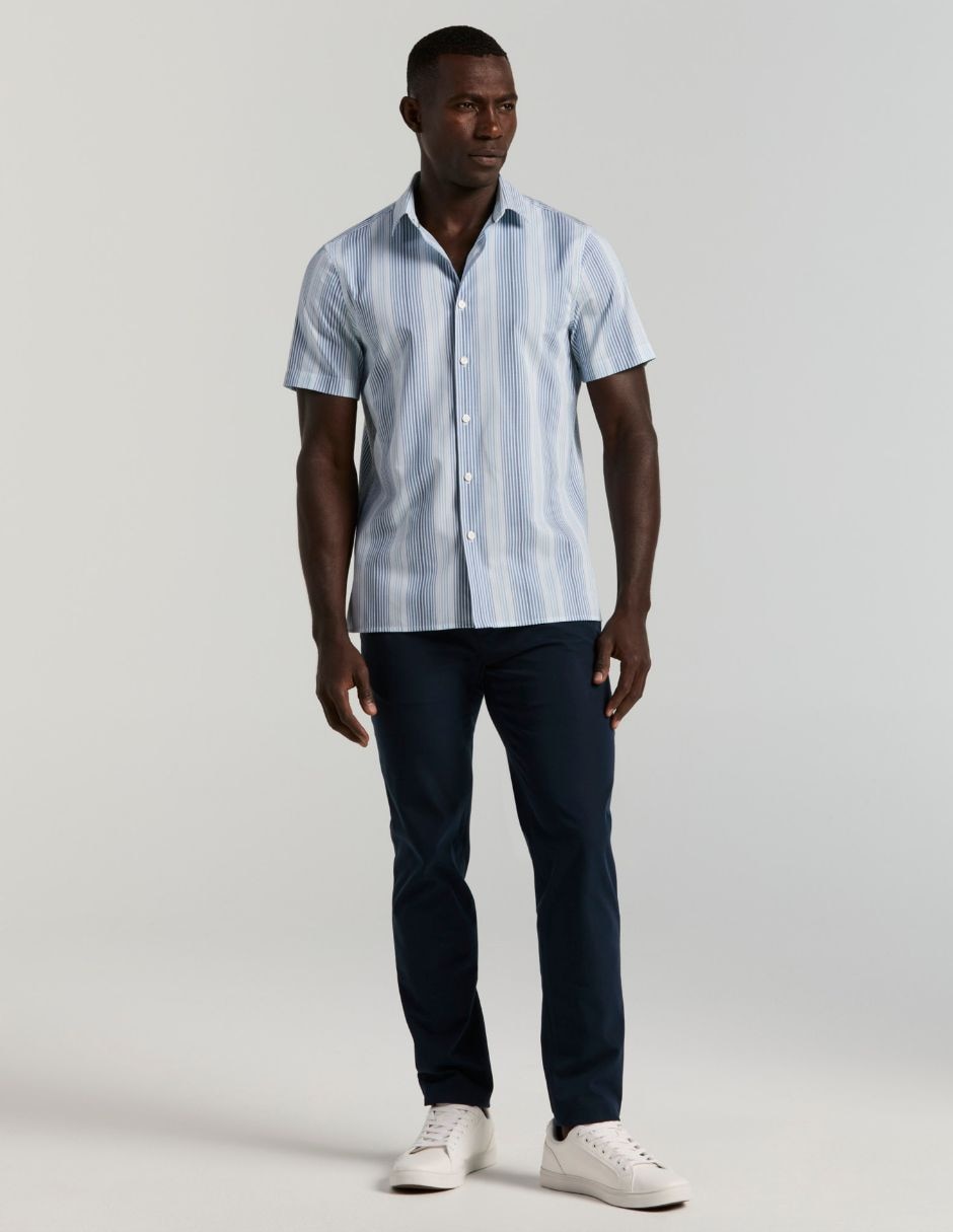 Camisa business casual de algodón y lino manga corta para hombre 3
